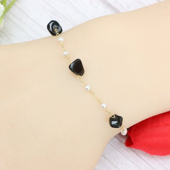 "Trendy Handmade Bracelet – A Thoughtful Gift for Girls & Women | UNVRC1671 - Picture 10 of 10